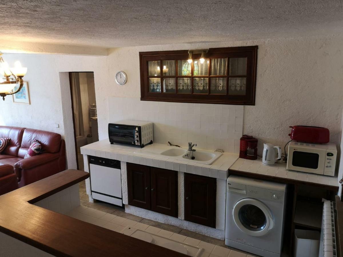 Mas Alto Apartments Сен-Бонне-де-Монтору Екстер'єр фото